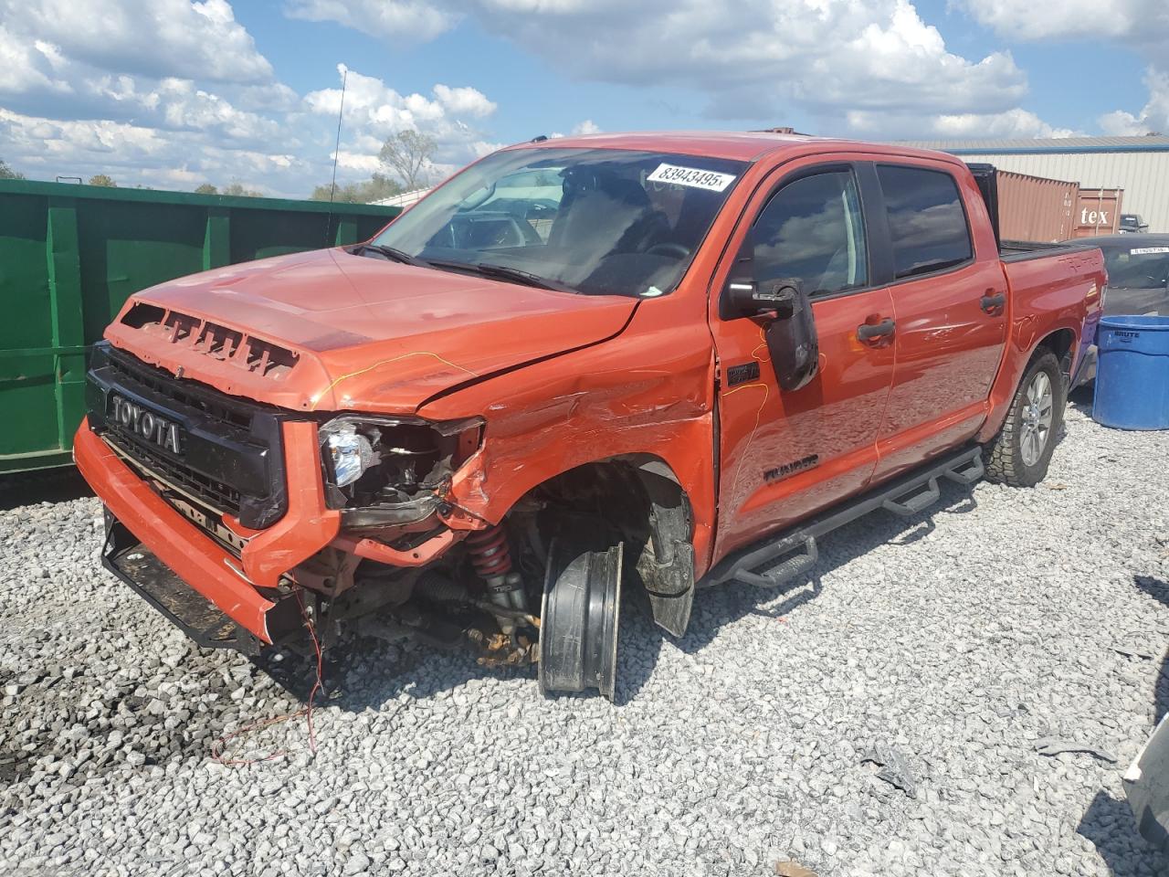 TOYOTA TUNDRA CREWMAX SR5