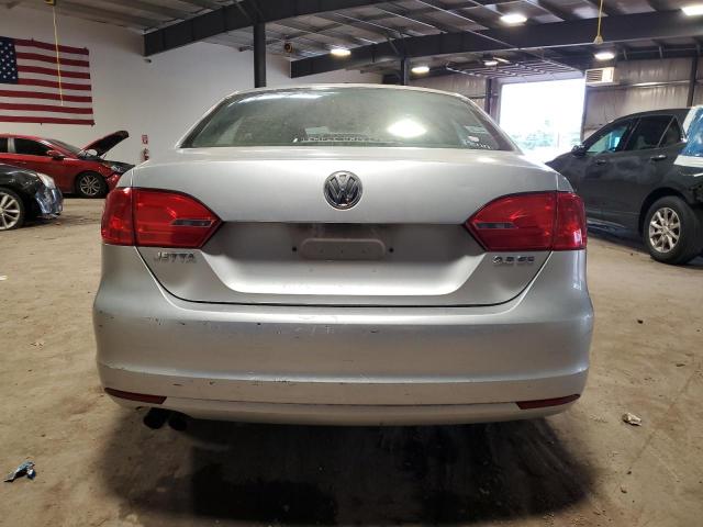 2011 VOLKSWAGEN JETTA SE - 3VWDZ7AJ9BM352823