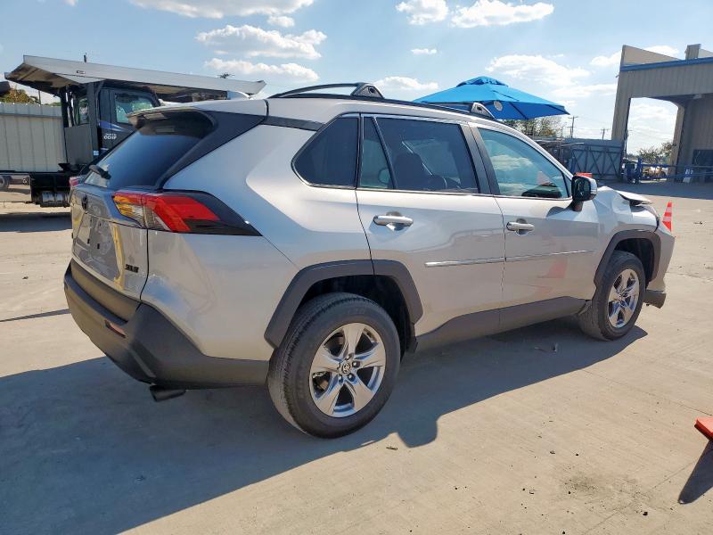 2025 TOYOTA RAV4 XLE 2T3W1RFV2SC343875