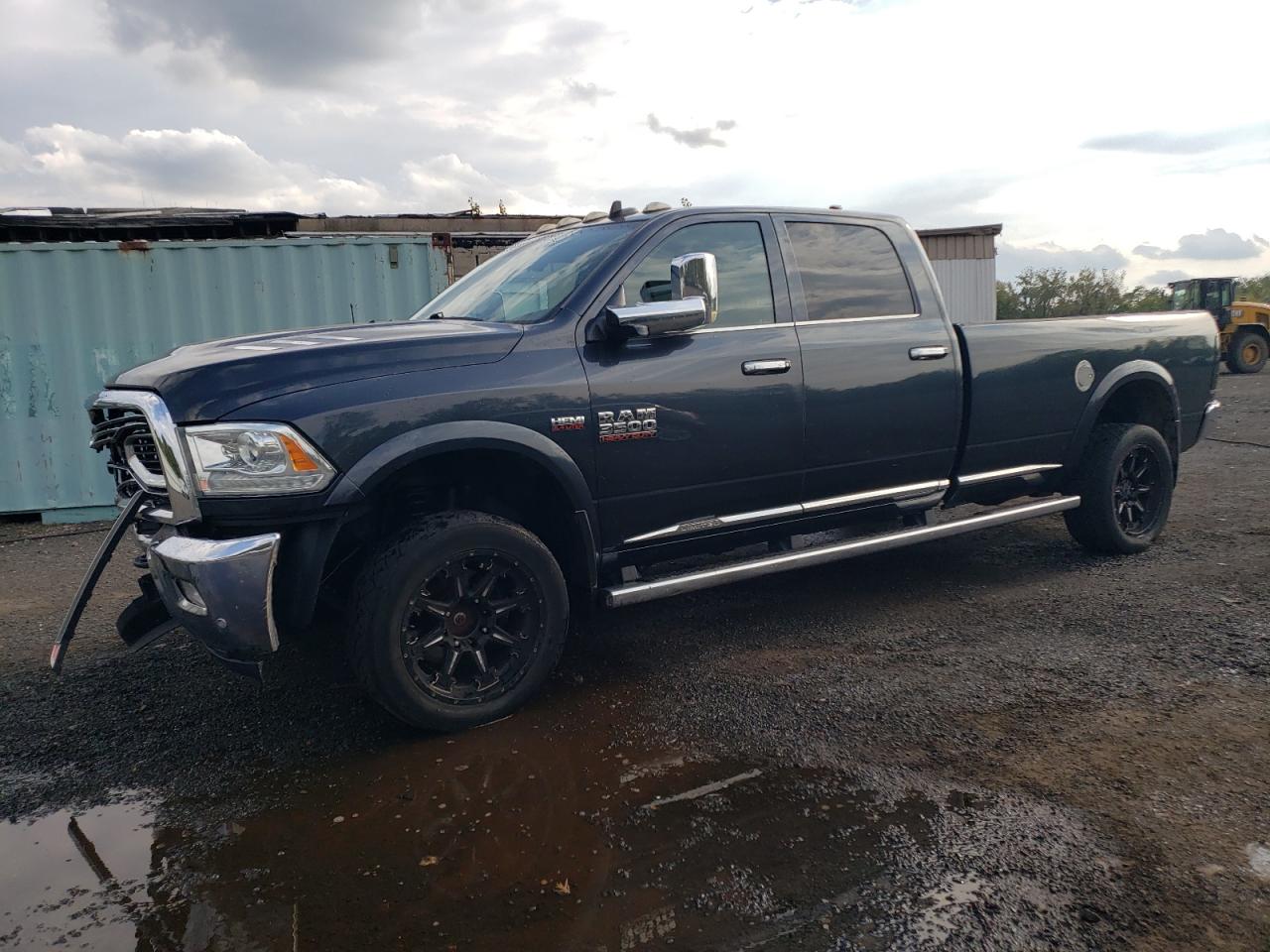 RAM 3500 LONGHORN