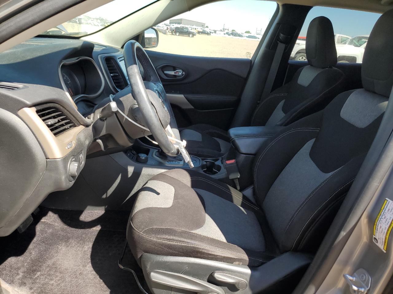 JEEP GRAND CHEROKEE SPORT