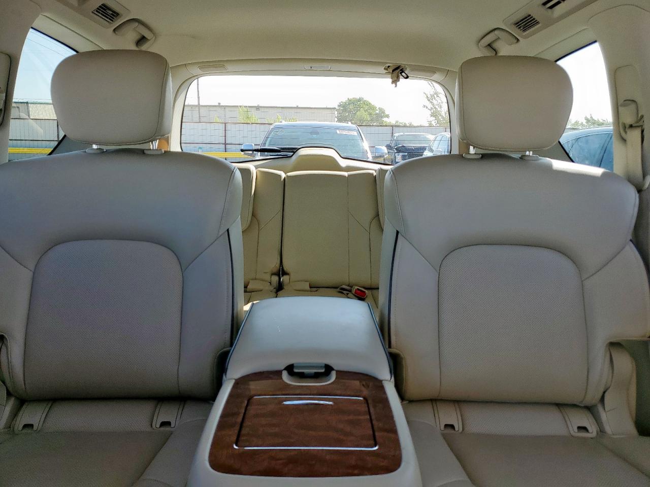 INFINITI QX80 LUXE
