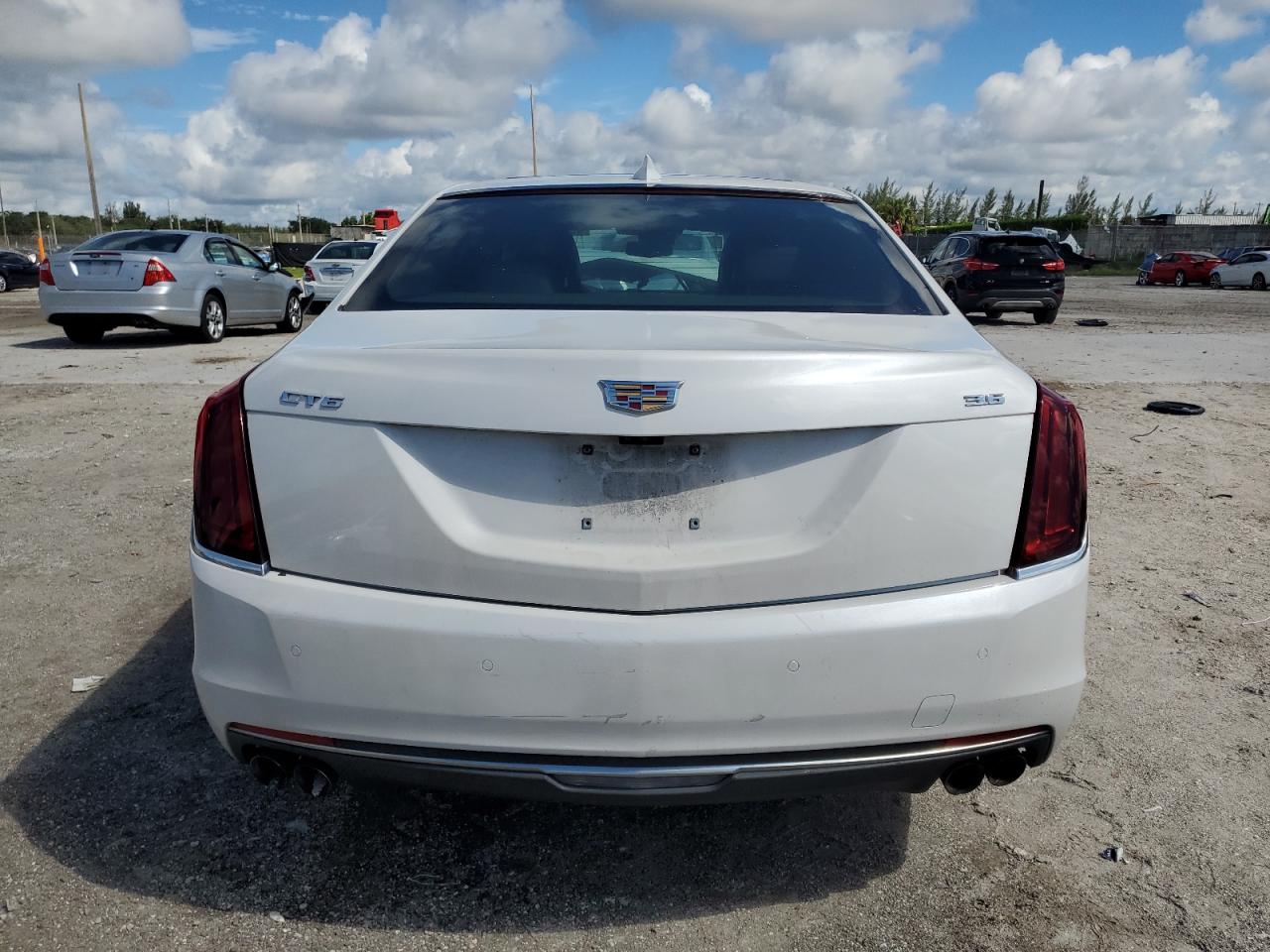 CADILLAC CT6 LUXURY