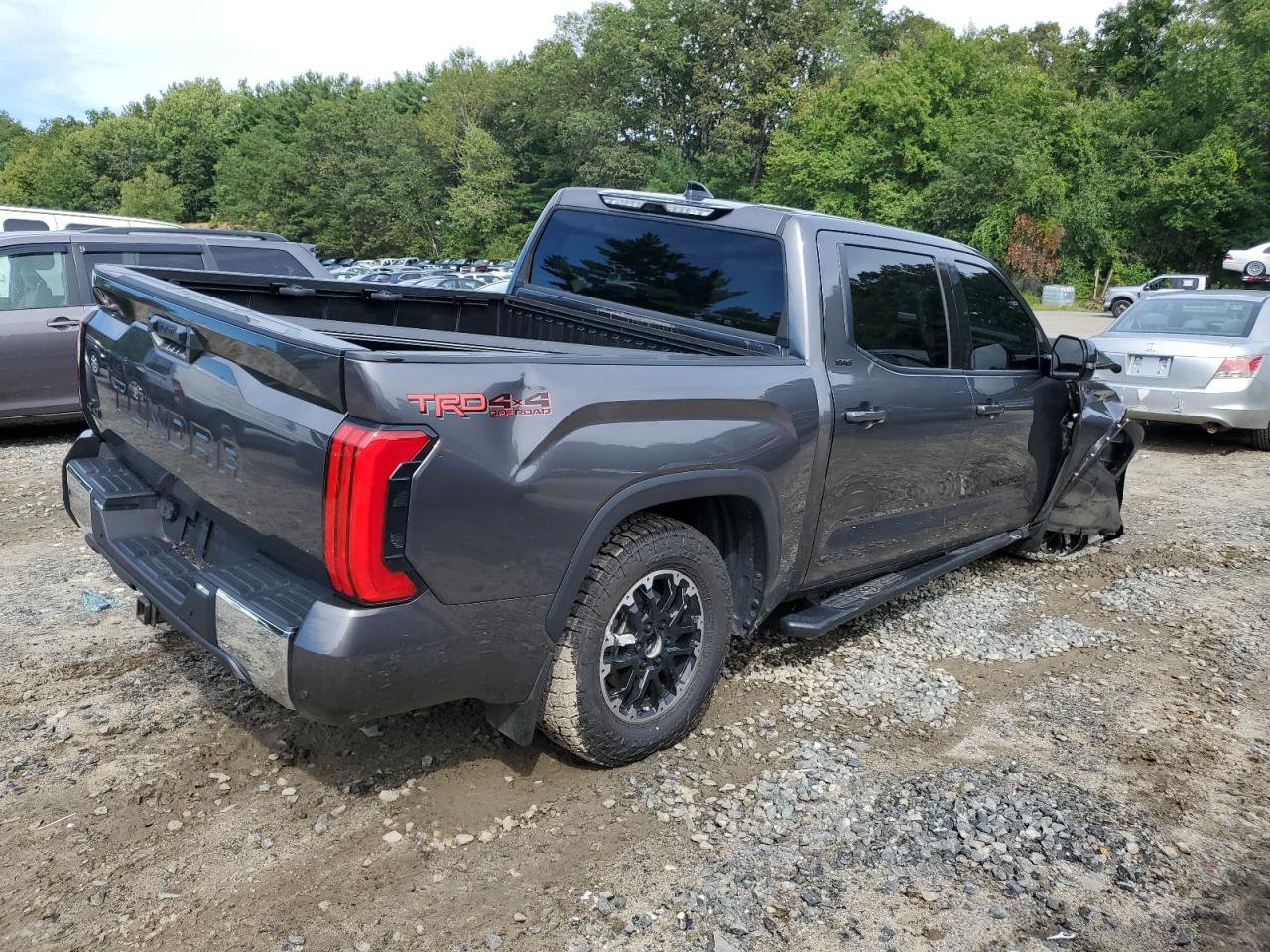 TOYOTA TUNDRA CREWMAX SR