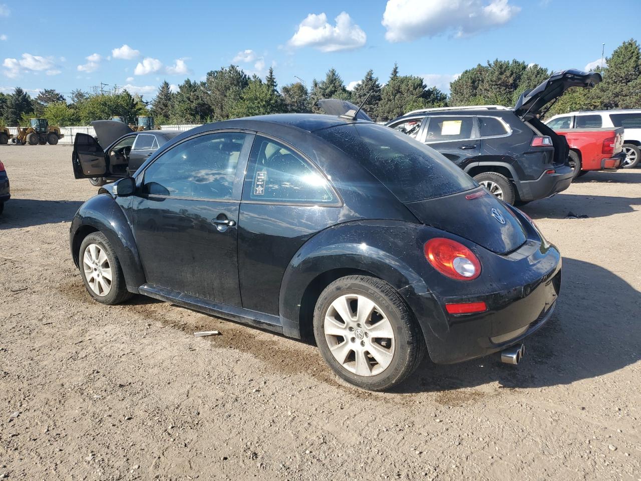 VOLKSWAGEN BEETLE NEW BEETLE