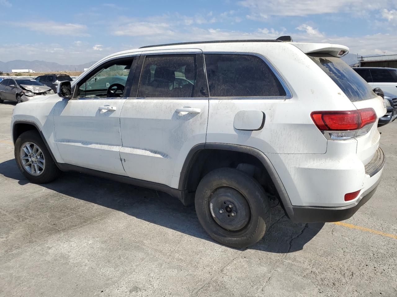 JEEP GRAND CHEROKEE LAREDO