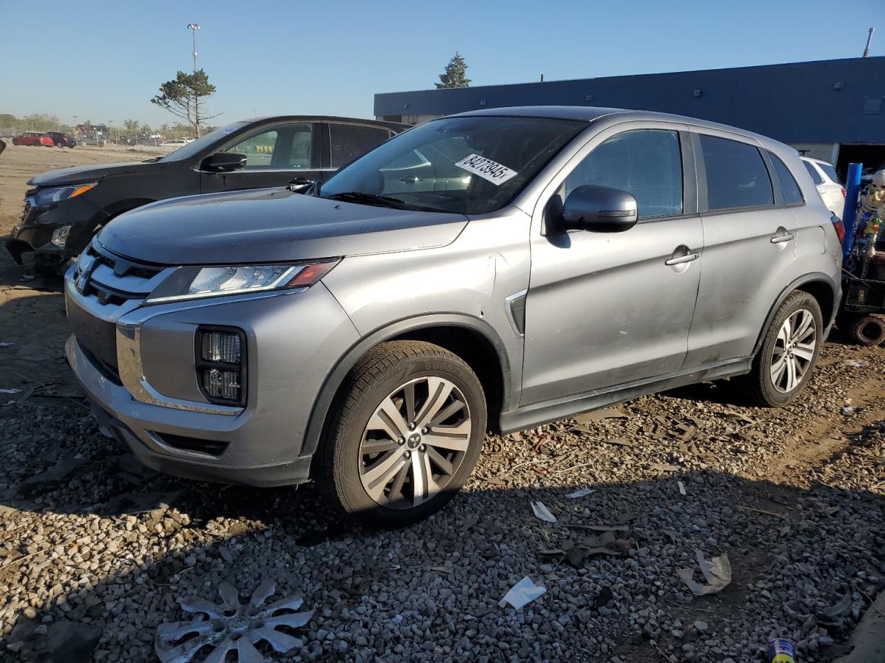 MITSUBISHI OUTLANDER ES