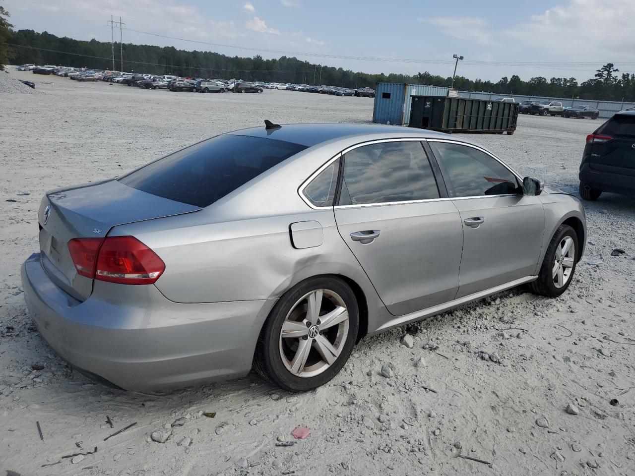 VOLKSWAGEN PASSAT SE