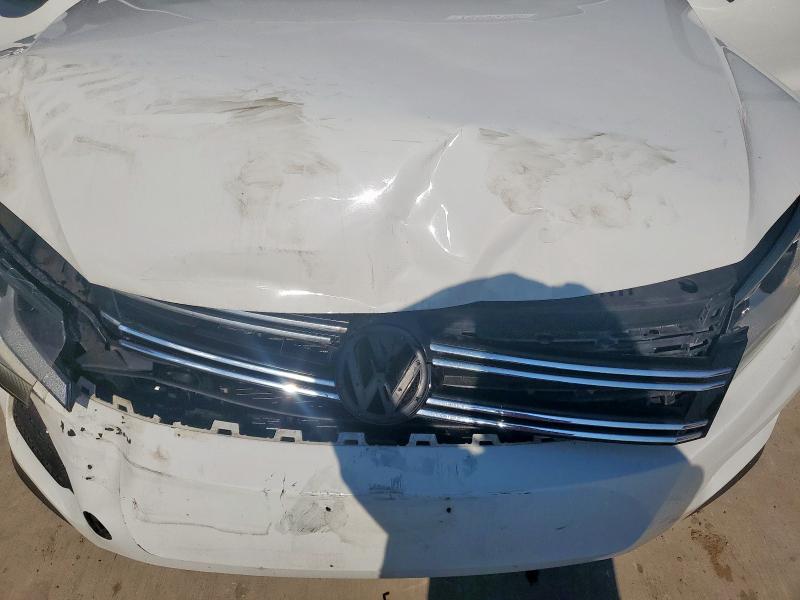 2017 VOLKSWAGEN TIGUAN S WVGAV7AX7HK033776