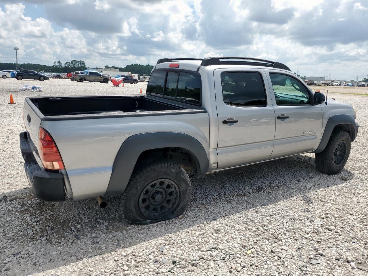 TOYOTA TACOMA DOUBLE CAB