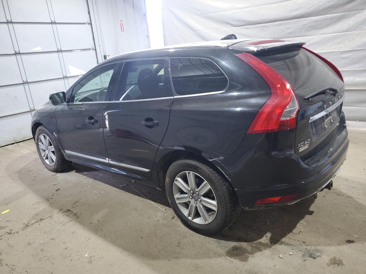 VOLVO XC60 T5 INSCRIPTION