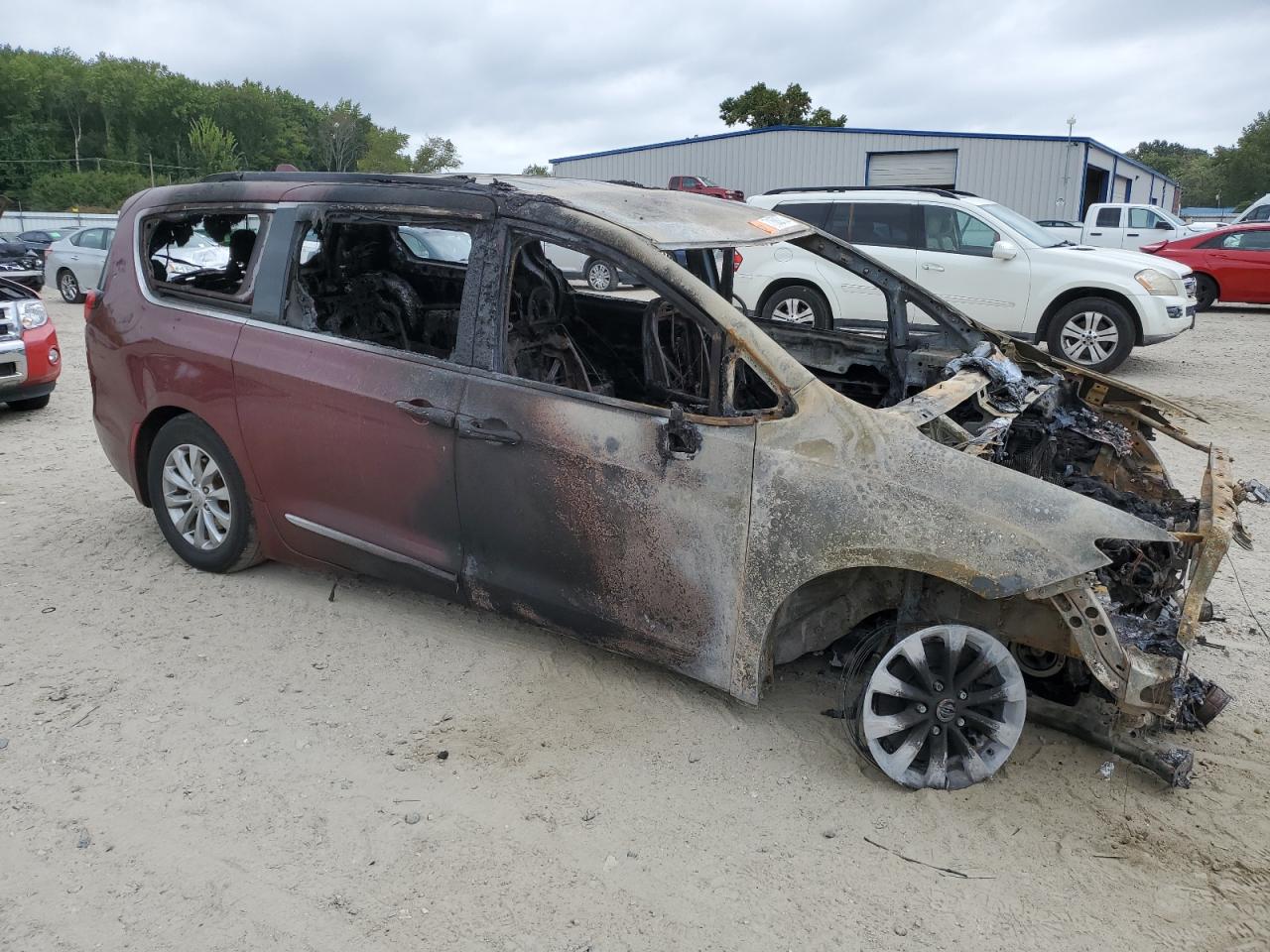 CHRYSLER PACIFICA TOURING L