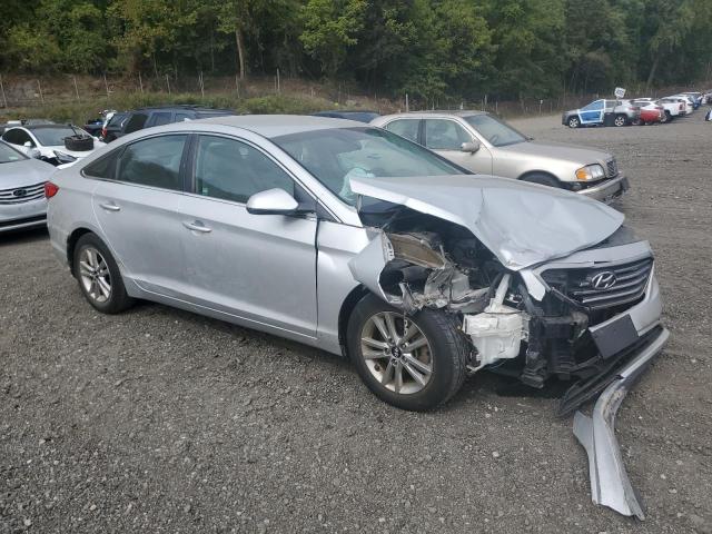 2016 HYUNDAI SONATA SE 5NPE24AF0GH389620