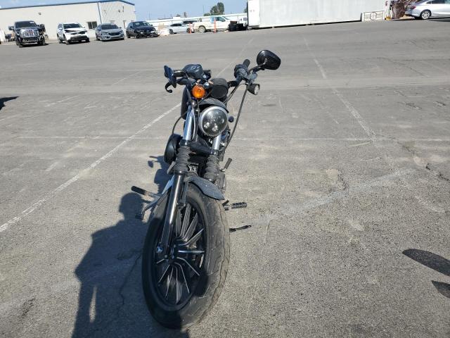 HARLEY-DAVIDSON XL883 IRON 2015 black  gas 1HD4LE238FC441068 photo #3