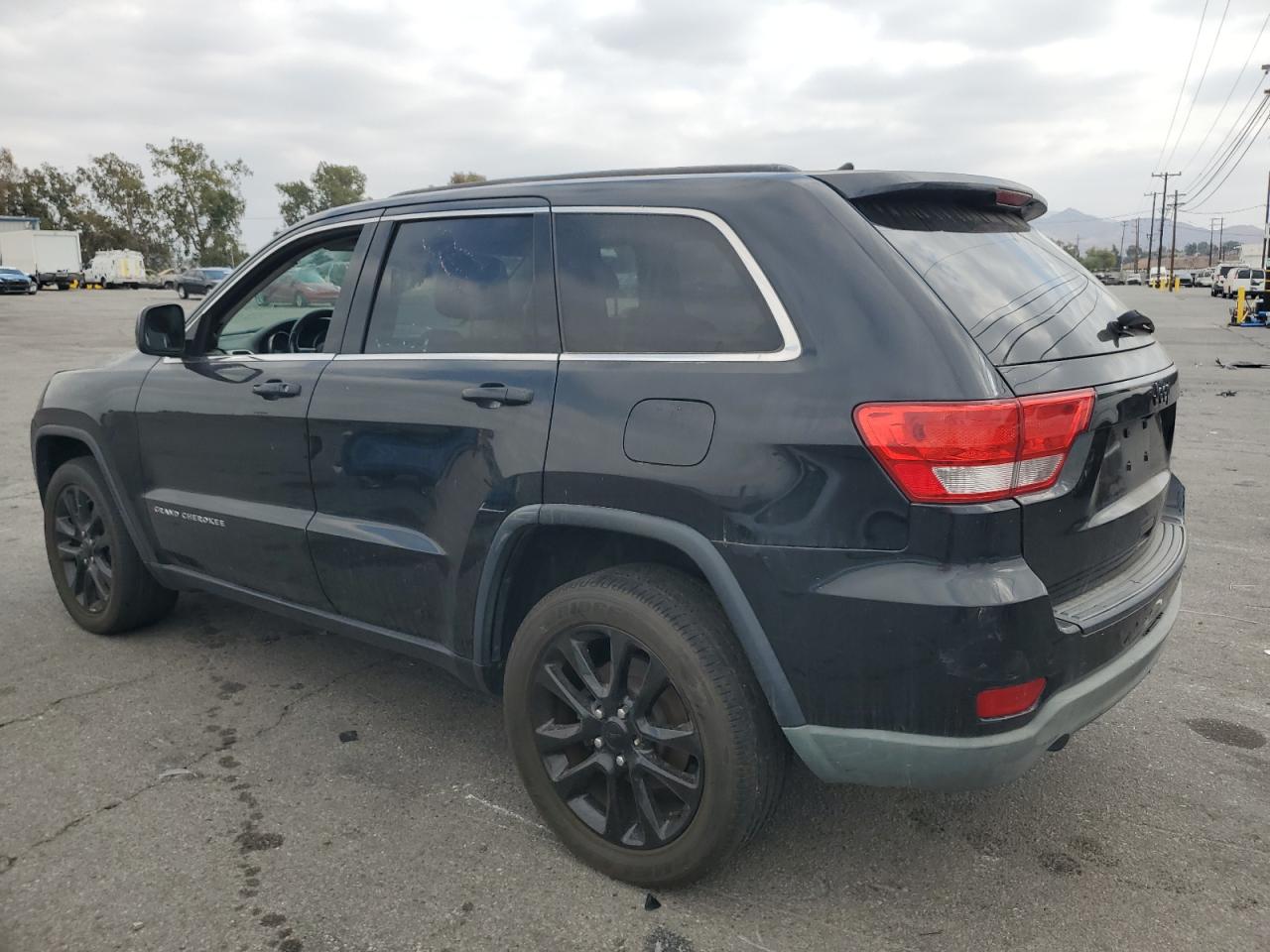 JEEP GRAND CHEROKEE LAREDO
