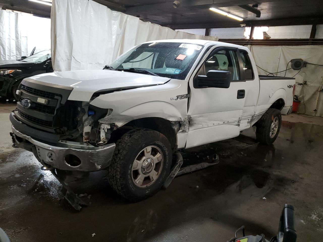 FORD F-150 SUPER CAB