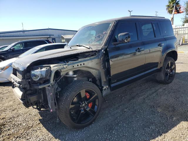 LAND ROVER DEFENDER 1