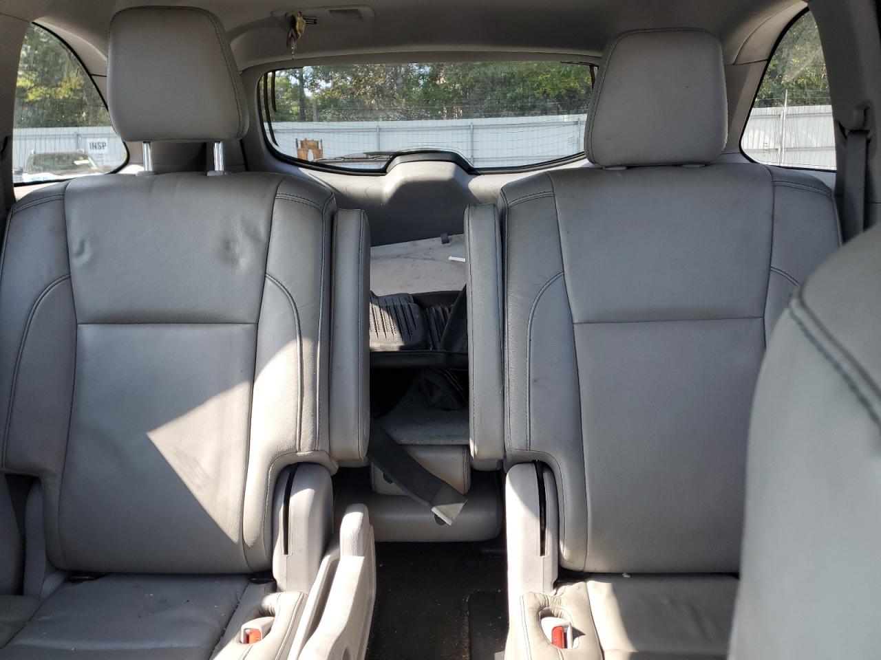 TOYOTA HIGHLANDER SE