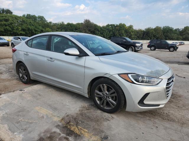 2018 HYUNDAI ELANTRA SE - 5NPD84LF3JH287761