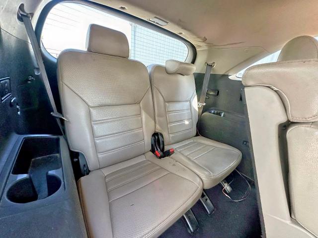 2016 KIA SORENTO LX 5XYPG4A56GG183372