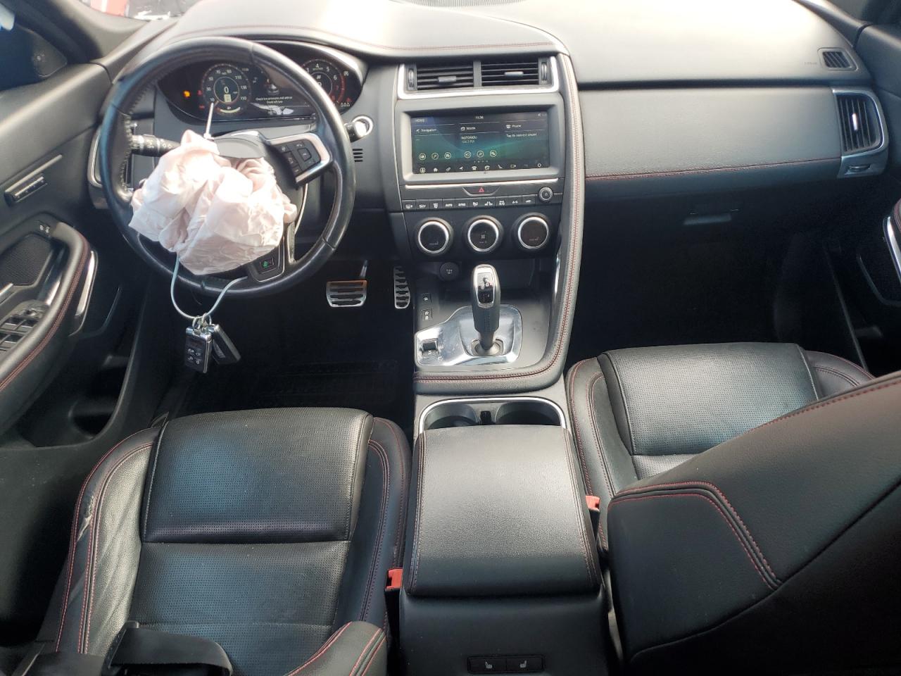 JAGUAR E-TYPE CHECKERED FLAG