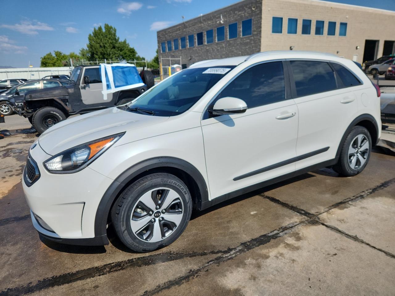 KIA NIRO EX