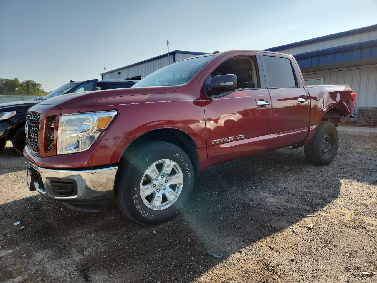NISSAN TITAN S