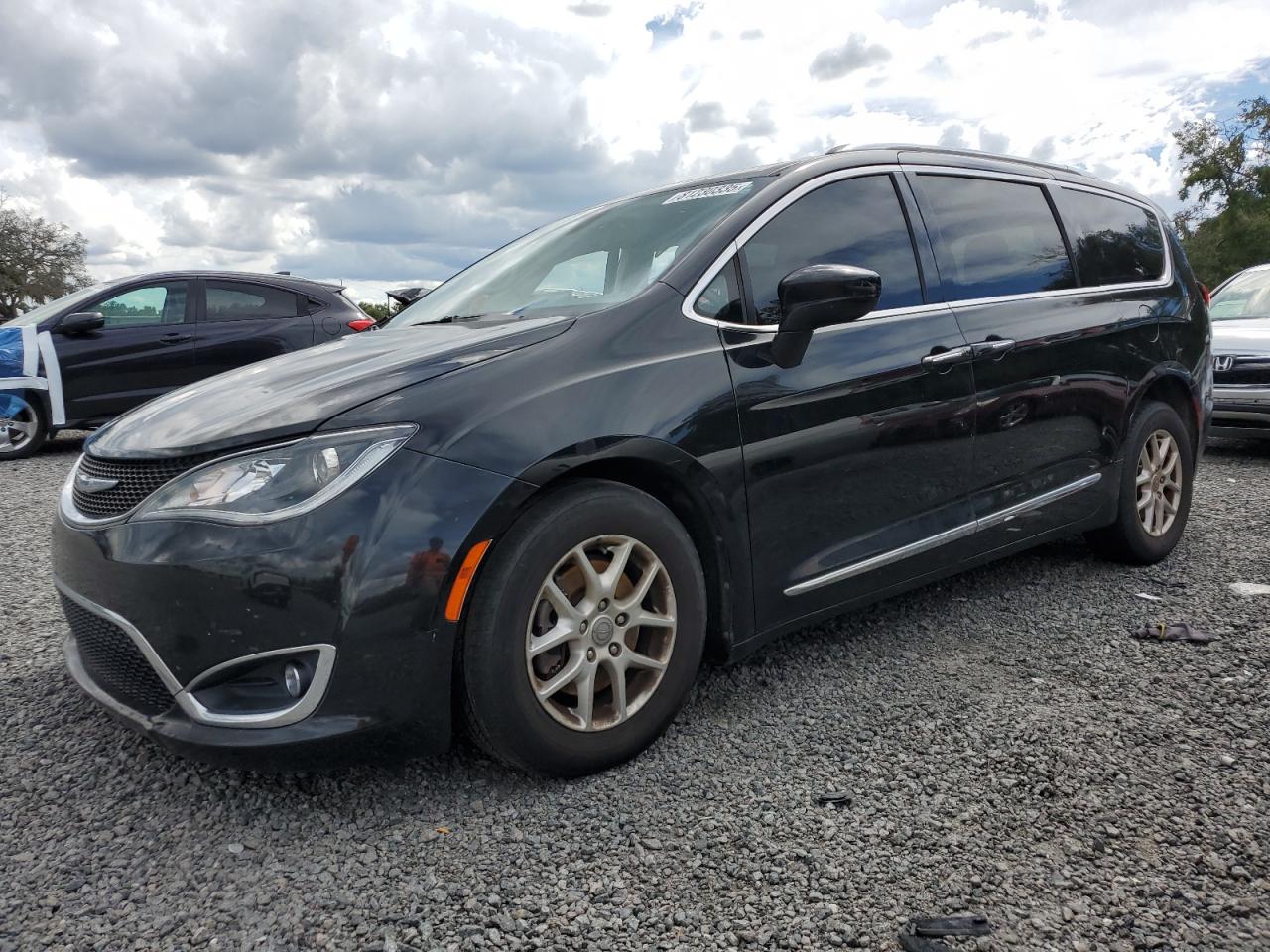 CHRYSLER PACIFICA TOURING L