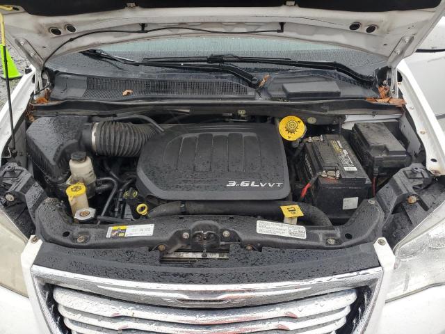 2014 CHRYSLER TOWN & COU - 2C4RC1BG2ER126243