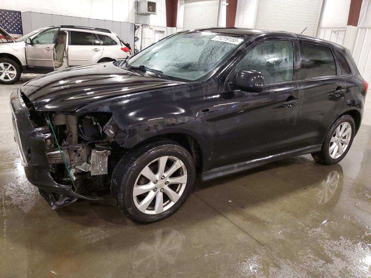 MITSUBISHI OUTLANDER ES