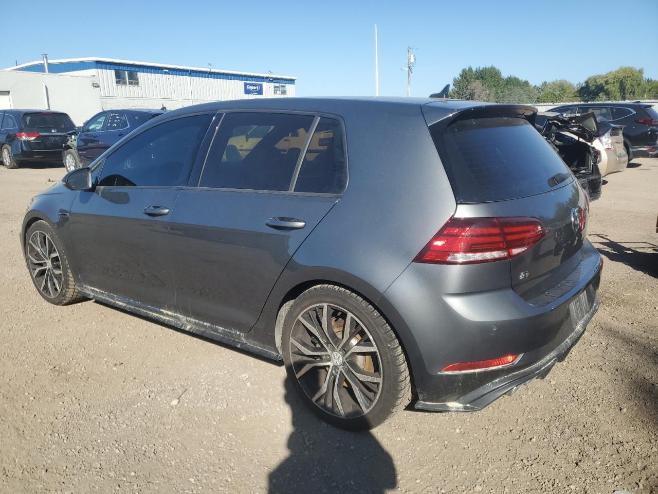 VOLKSWAGEN GOLF R