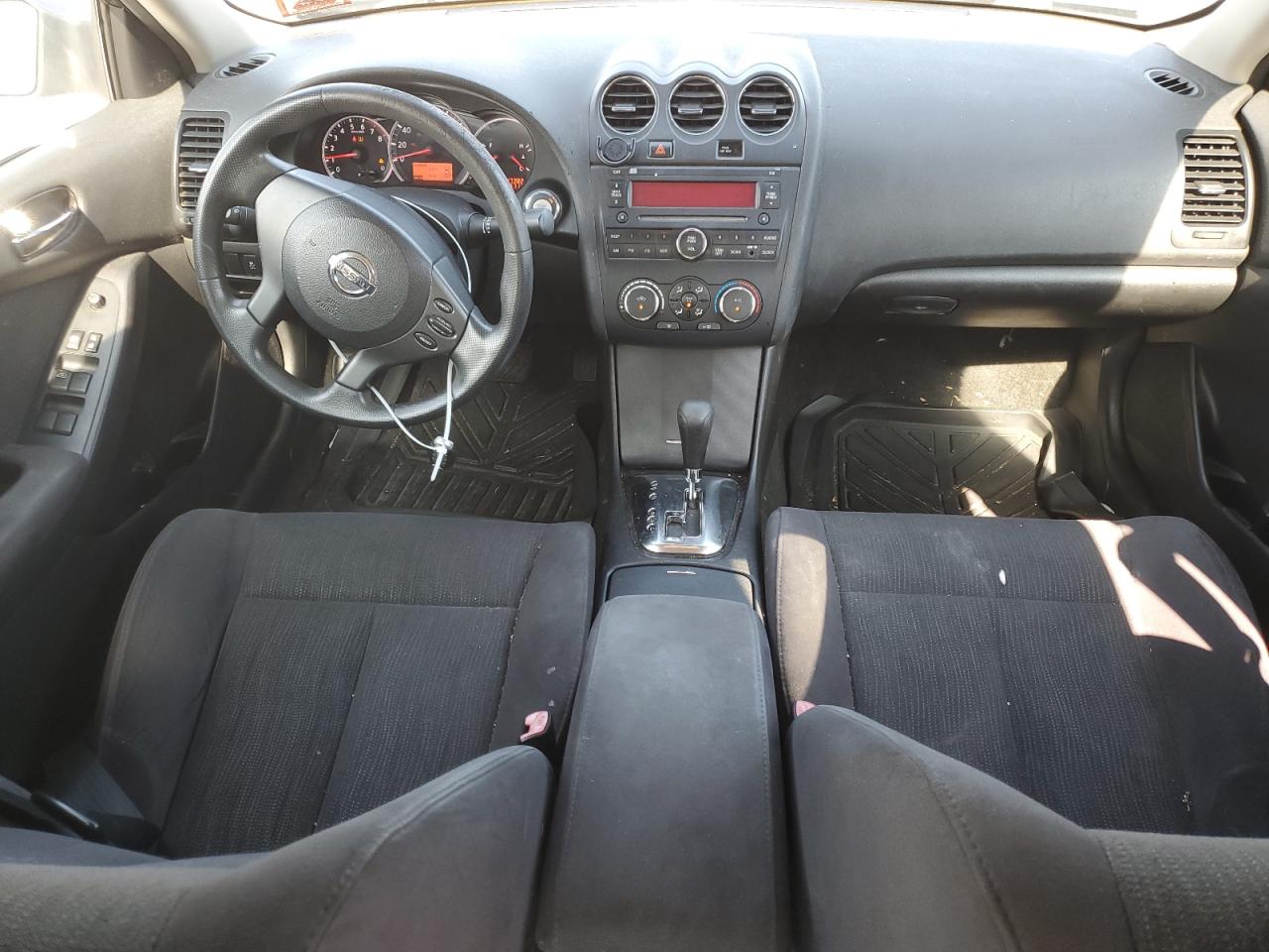 NISSAN ALTIMA BASE