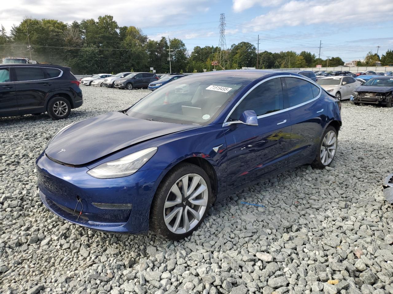 TESLA MODEL 3