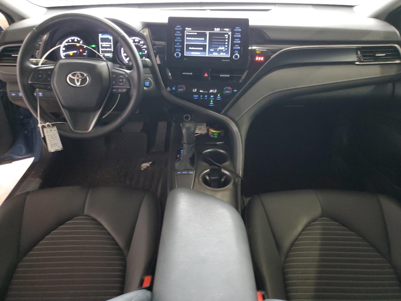 TOYOTA CAMRY SE NIGHT SHADE