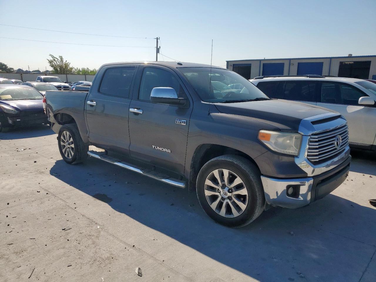 TOYOTA TUNDRA CREWMAX LIMITED