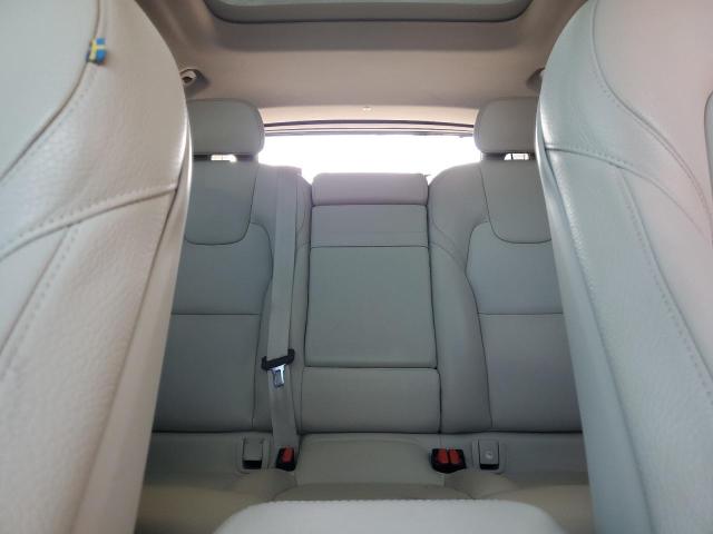 2020 VOLVO XC60 T5 MO - YV4102RK9L1550247