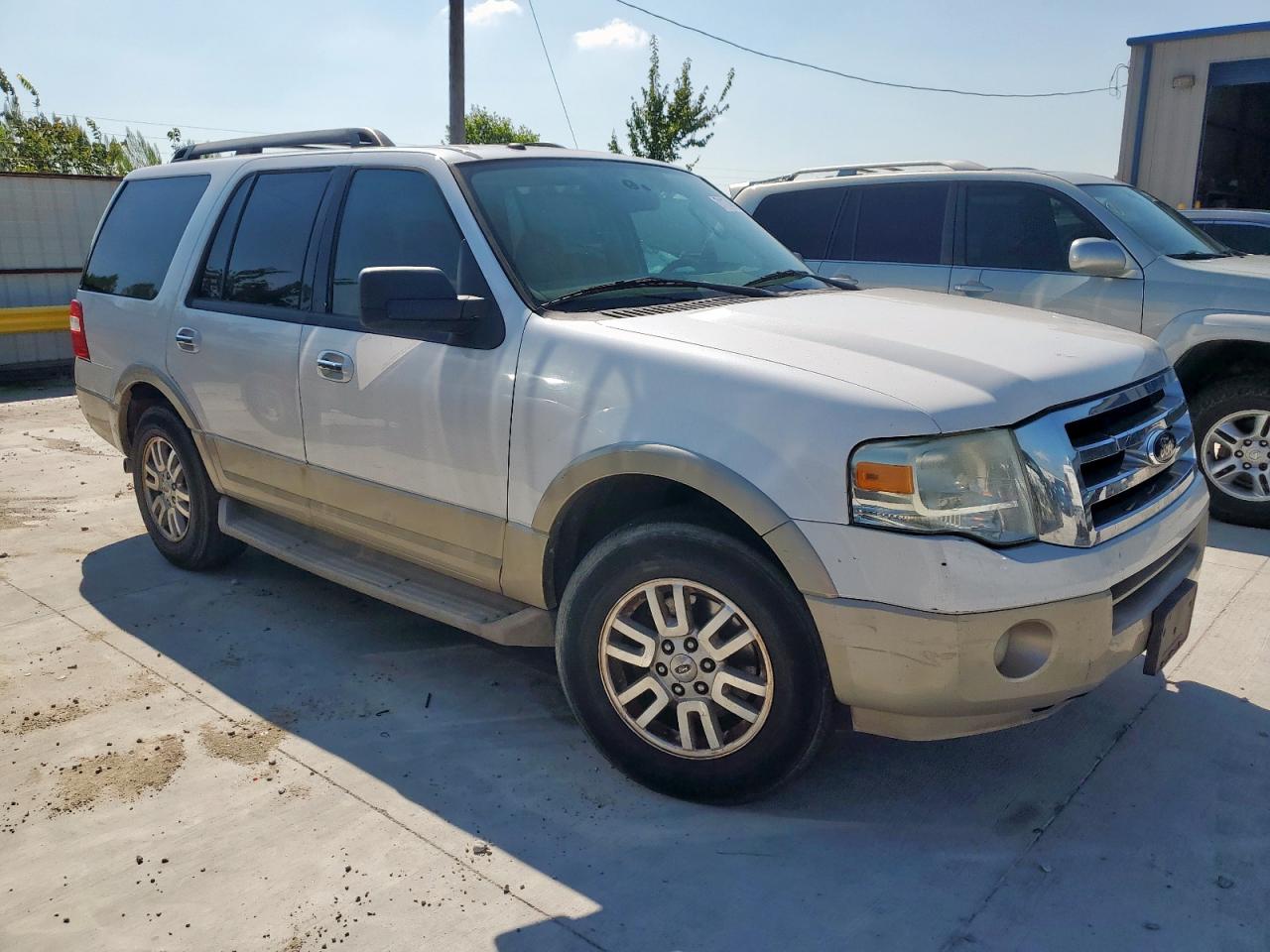 FORD EXPEDITION EDDIE BAUER