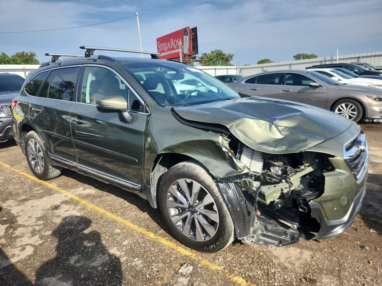 SUBARU OUTBACK TOURING