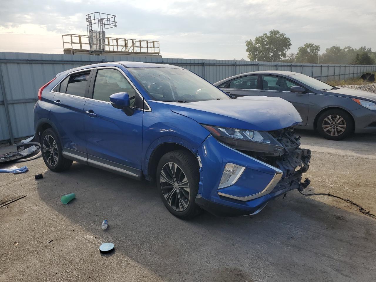 MITSUBISHI ECLIPSE SE