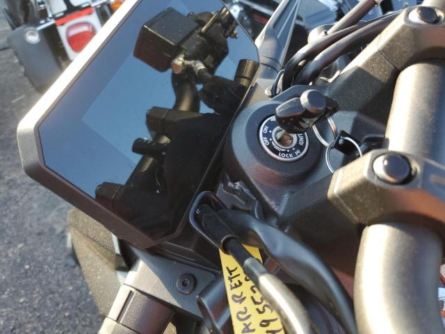 2024 SUZUKI GSX800 R JS1EM11B2R7100650