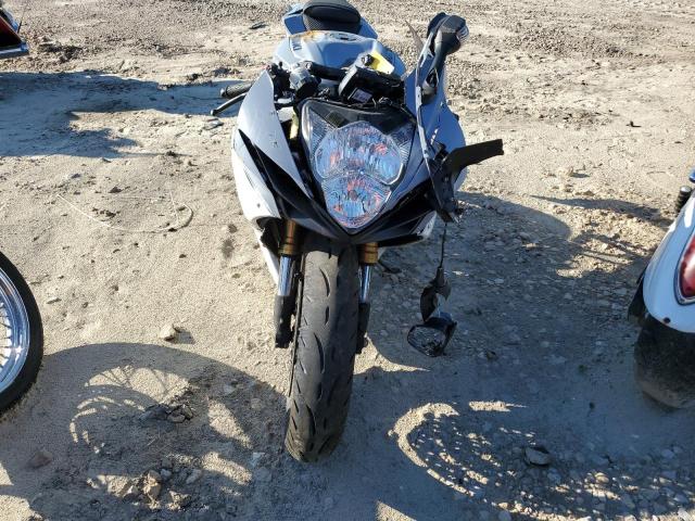 2022 SUZUKI GSX-R750 JS1GR7MA4N7100711