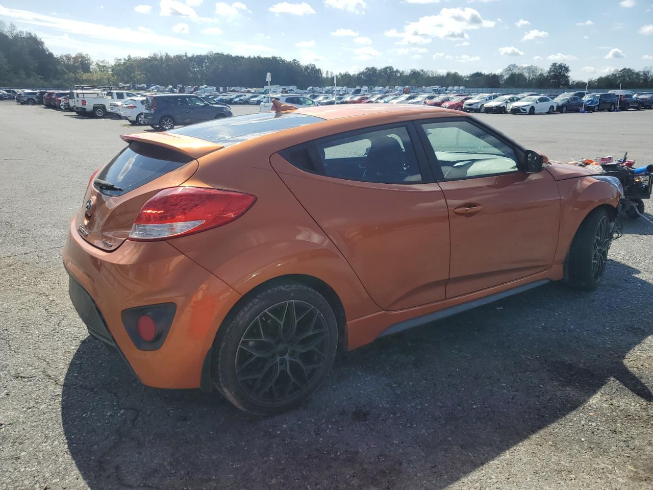 HYUNDAI VELOSTER TURBO