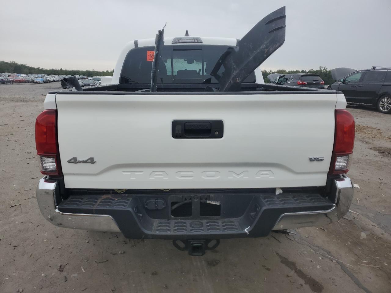 TOYOTA TACOMA DOUBLE CAB