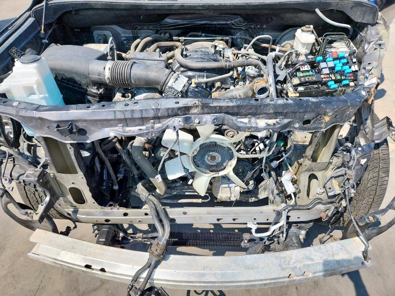 2018 TOYOTA TUNDRA DOU - 5TFUW5F18JX700516