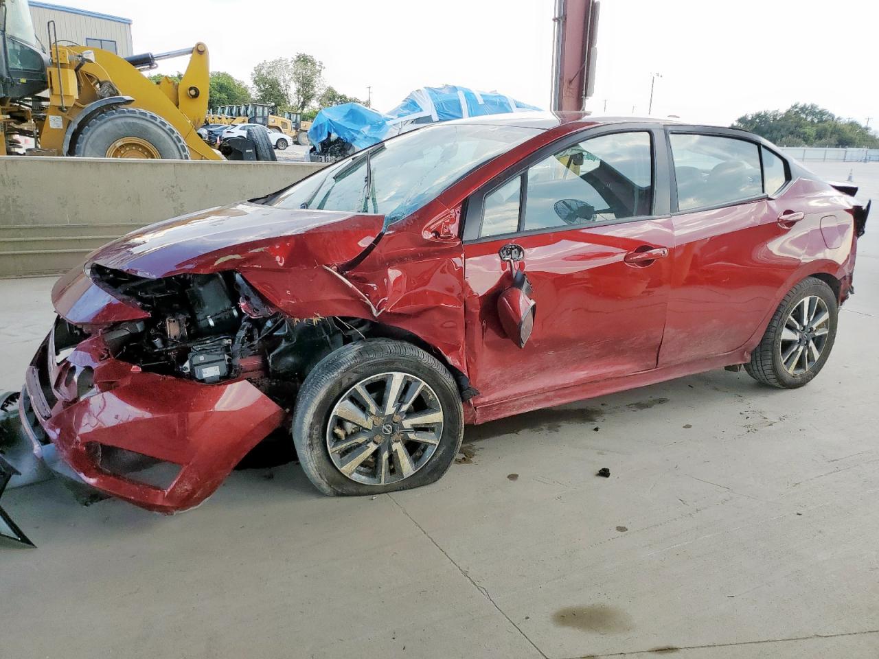 NISSAN VERSA SV