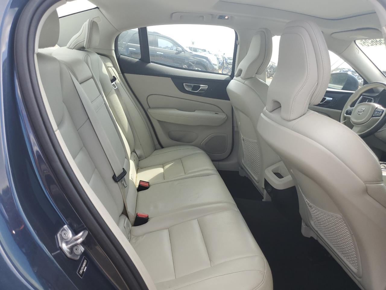 VOLVO S60 T6 MOMENTUM