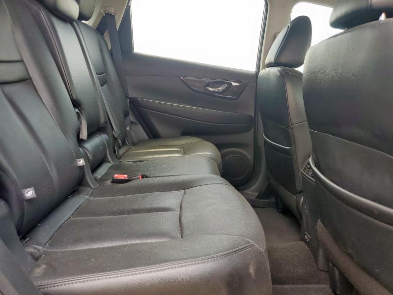 2019 NISSAN ROGUE S 5N1AT2MT4KC794462