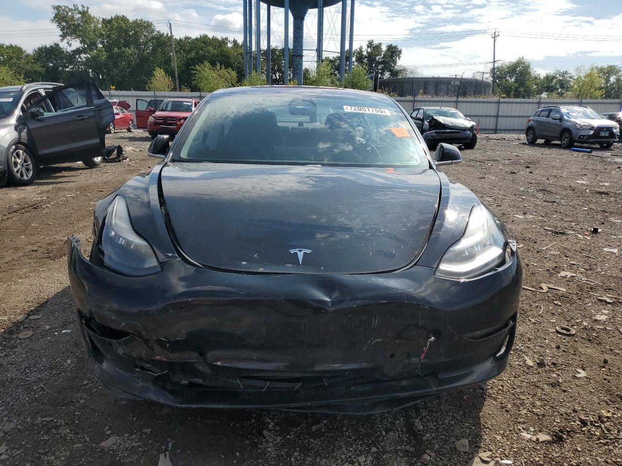 TESLA MODEL 3