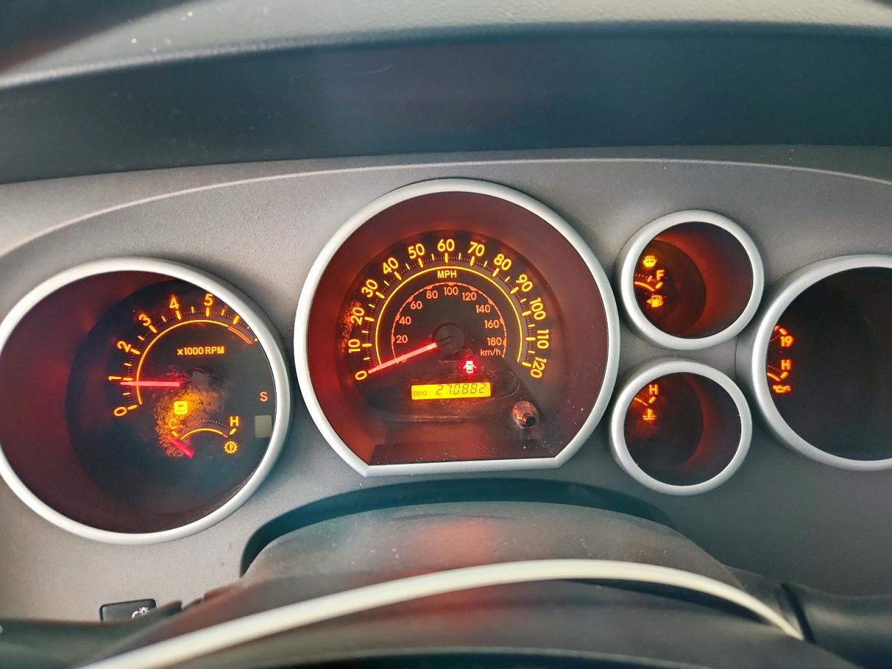 TOYOTA TUNDRA DOUBLE CAB SR5