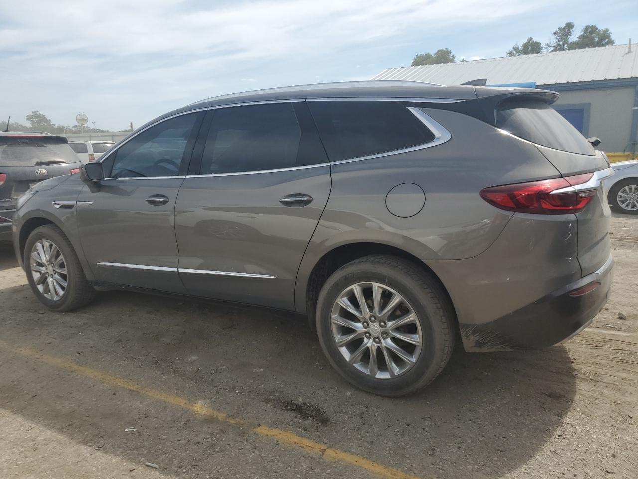 BUICK ENCLAVE ESSENCE